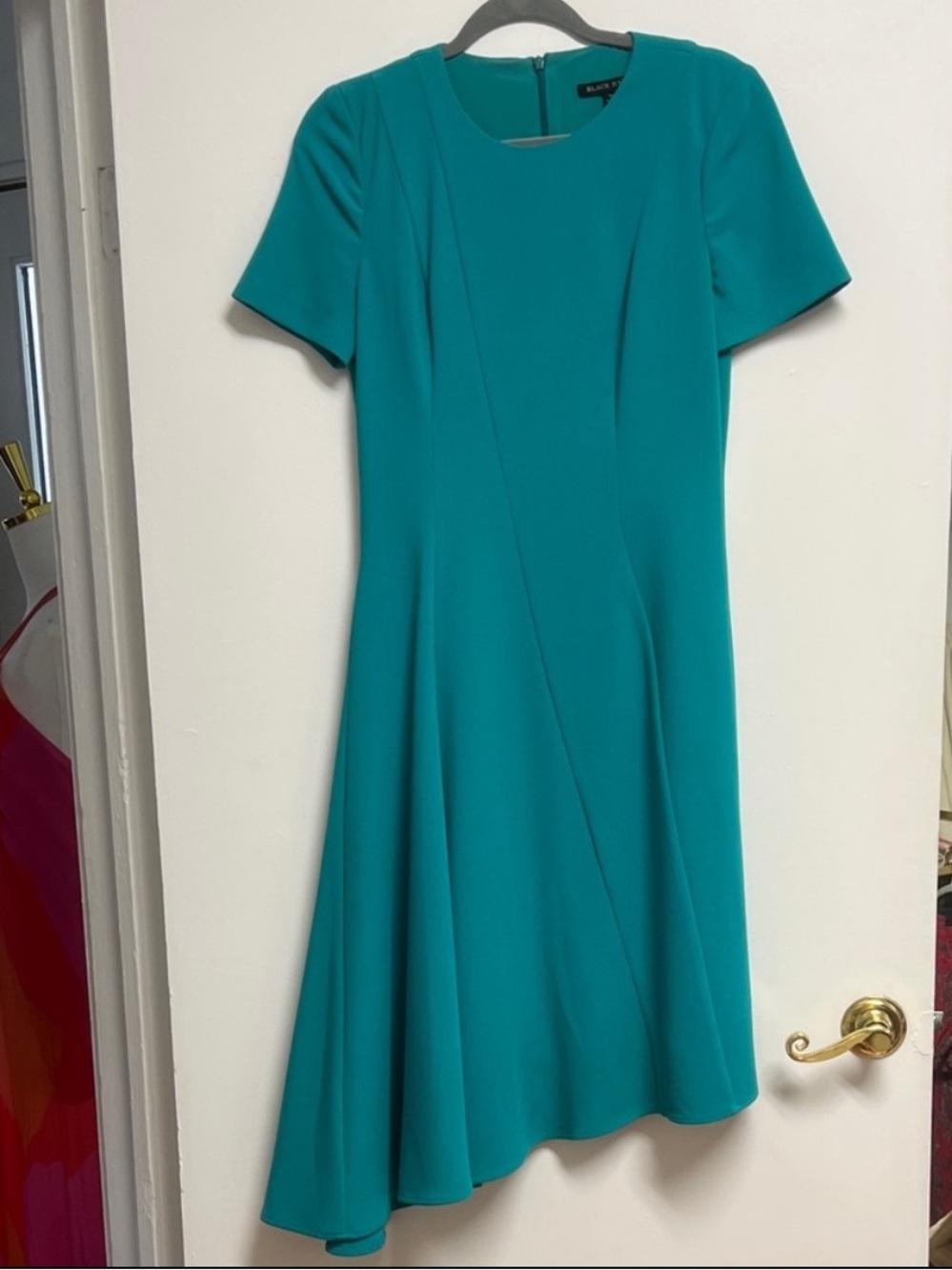 Black Halo Teal Short Sleeve Asymmetrical Hem Tailored Midi Dress Size 2